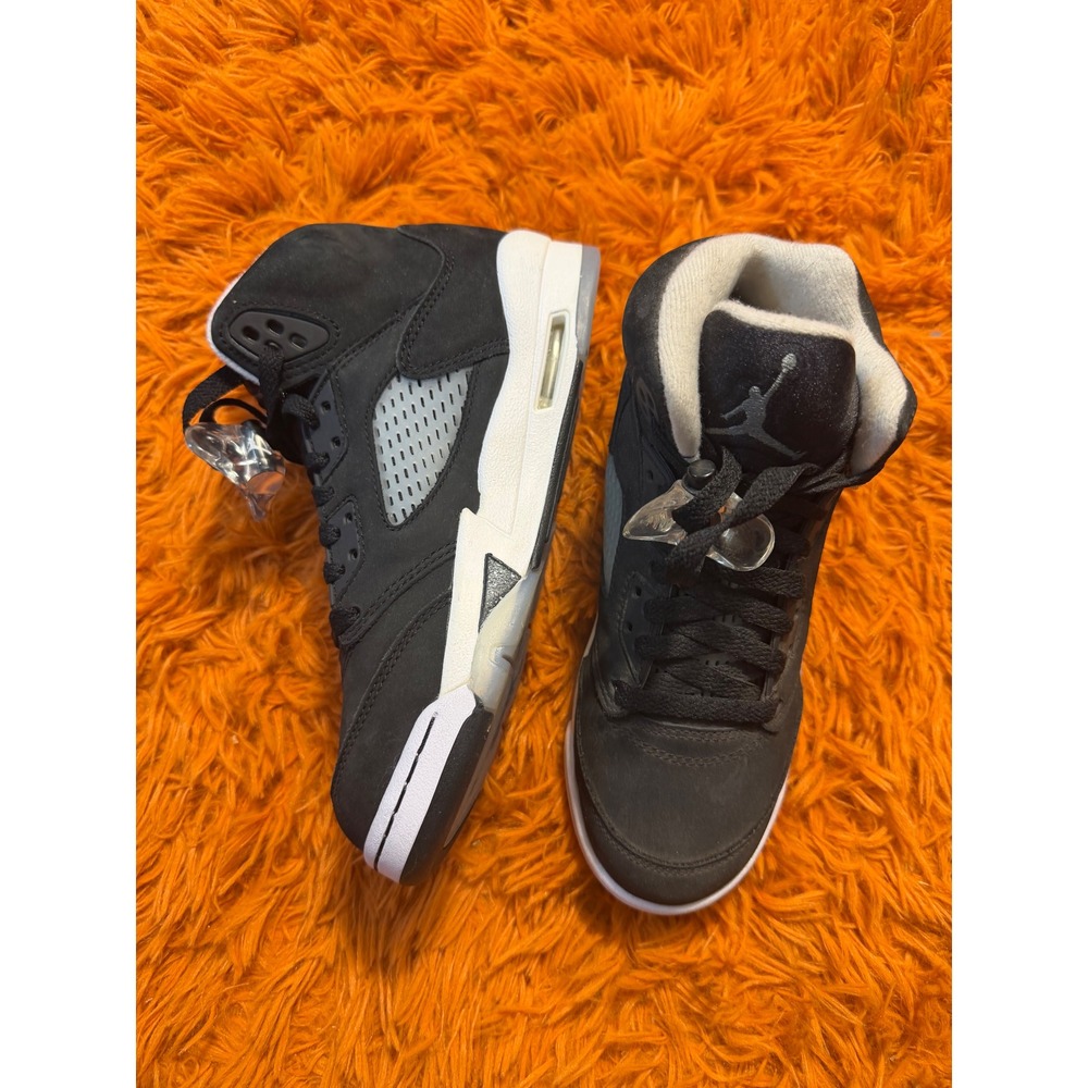 Jordan 5 Retro Moonlight Oreo Black White new (no box) 4.5y kids